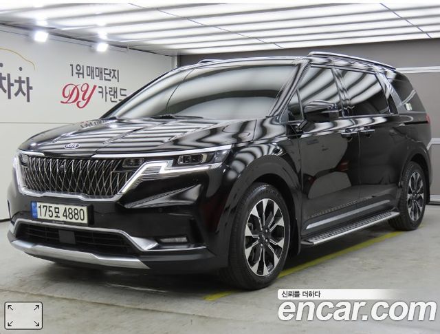 Kia Carnival (IV) Gasoline 9-Seater Signature