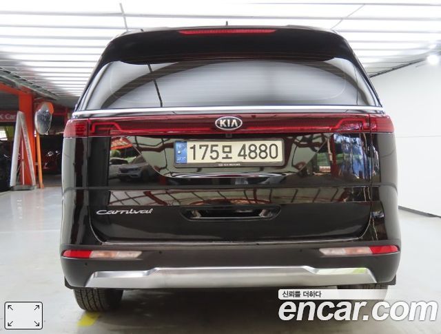 Kia Carnival (IV) Gasoline 9-Seater Signature 2021 — фото 4