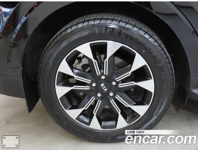 Kia Carnival (IV) Gasoline 9-Seater Signature 2021 — фото 5