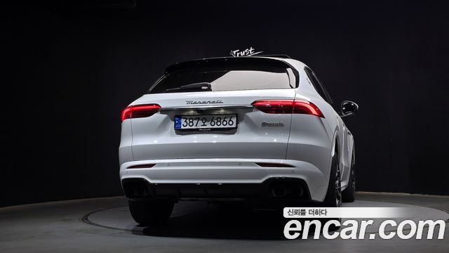 Maserati Grecale 2.0 AWD GT 2023 — фото 4