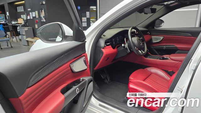 Maserati Grecale 2.0 AWD GT 2023 — фото 10