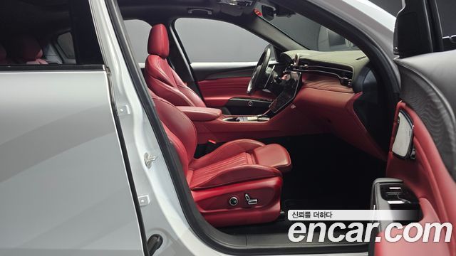 Maserati Grecale 2.0 AWD GT 2023 — фото 11