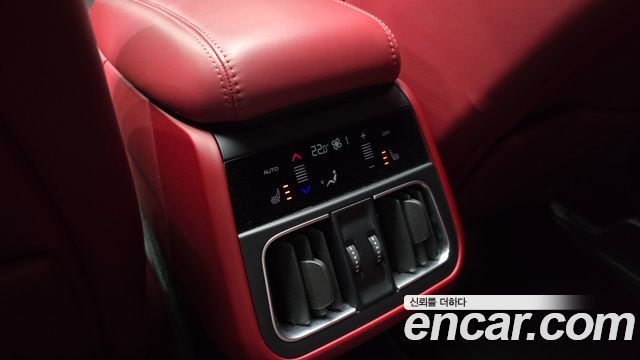 Maserati Grecale 2.0 AWD GT 2023 — фото 19