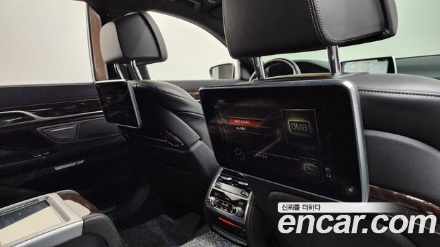 BMW 7 Series (G11) 730Ld xDrive 2016 — фото 23