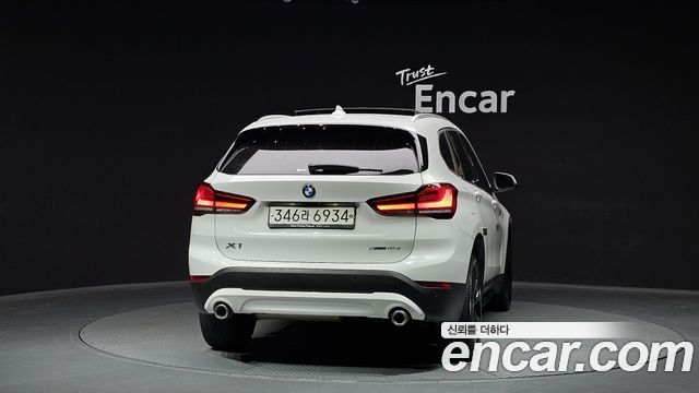 BMW X1 (F48) xDrive 18d Advantage 2020 — фото 4
