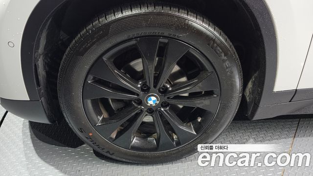 BMW X1 (F48) xDrive 18d Advantage 2020 — фото 5