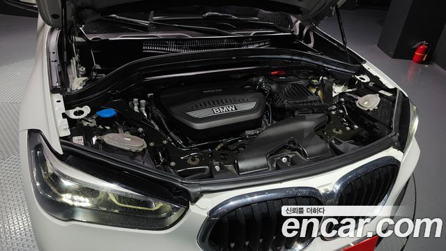 BMW X1 (F48) xDrive 18d Advantage 2020 — фото 6