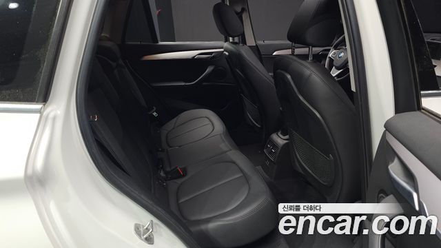 BMW X1 (F48) xDrive 18d Advantage 2020 — фото 12