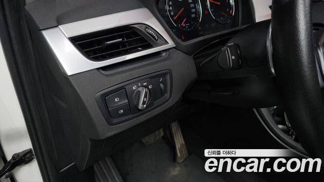 BMW X1 (F48) xDrive 18d Advantage 2020 — фото 18