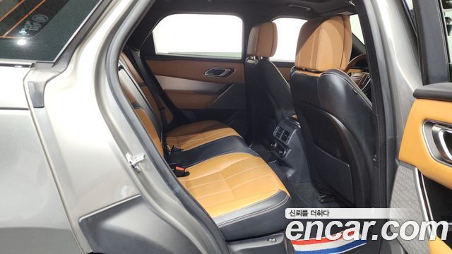 Land Rover Range Rover Velar 3.0 D300 R-Dynamic HSE 2018 — фото 11