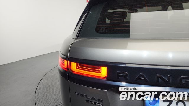 Land Rover Range Rover Velar 3.0 D300 R-Dynamic HSE 2018 — фото 23