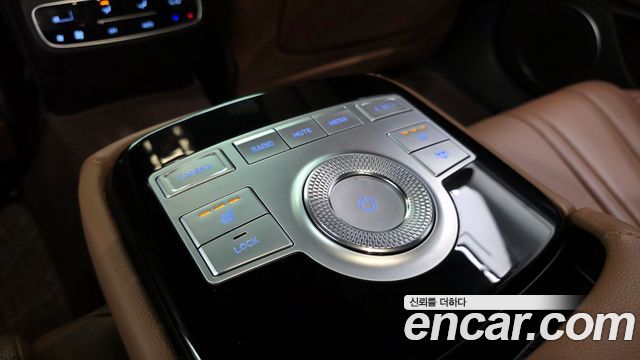Genesis G80 (RG3) Gasoline 2.5 Turbo AWD 2022 — фото 19