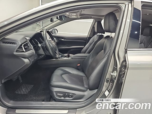 Toyota Camry (XV70) 2.5 XSE Hybrid 2024 — фото 10