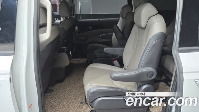 Kia Carnival (IV) Gasoline 9-Seater Signature 2024 — фото 11