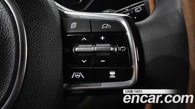 Kia Carnival (IV) Gasoline 9-Seater Signature 2024 — фото 18