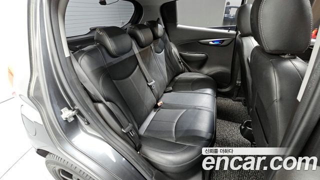 Chevrolet Next Spark LTZ 2017 — фото 11