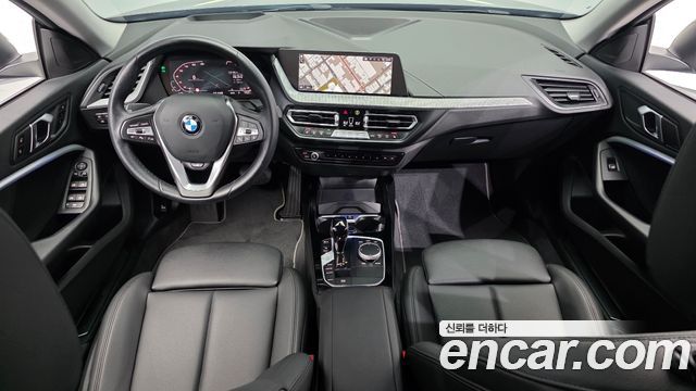 BMW 2 Series Gran Coupe (F44) 220i Sport 2024 — фото 7