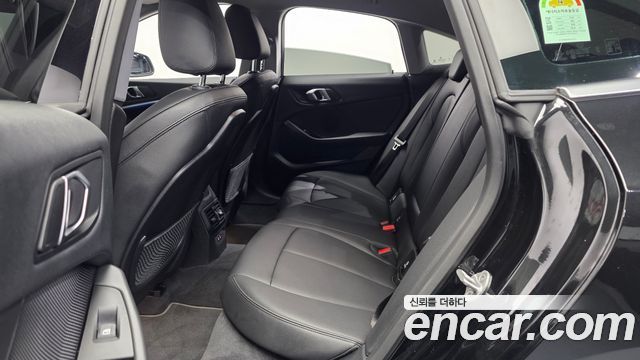 BMW 2 Series Gran Coupe (F44) 220i Sport 2024 — фото 26