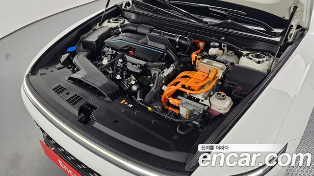 Hyundai Grandeur Hybrid (GN7) Exclusive 2023 — фото 6