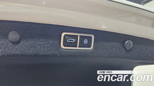 Hyundai Grandeur Hybrid (GN7) Exclusive 2023 — фото 17
