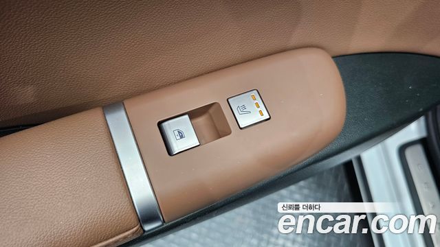 Hyundai Grandeur Hybrid (GN7) Exclusive 2023 — фото 18