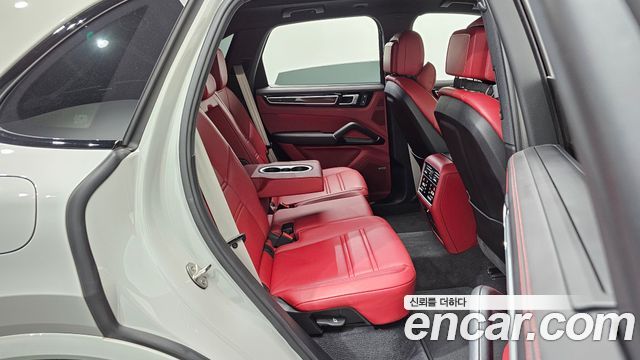 Porsche Cayenne (PO536) 3.0 E-HYBRID PLATINUM EDITION 2023 — фото 12