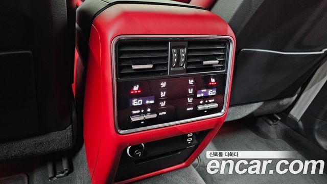 Porsche Cayenne (PO536) 3.0 E-HYBRID PLATINUM EDITION 2023 — фото 20