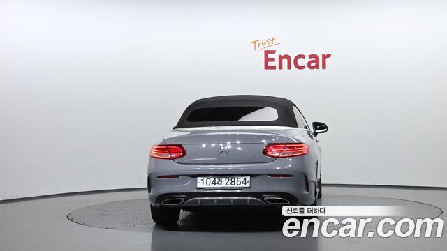 Mercedes-Benz C-Class (W205) C200 Cabriolet 2017 — фото 4
