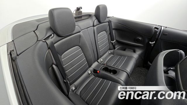 Mercedes-Benz C-Class (W205) C200 Cabriolet 2017 — фото 15