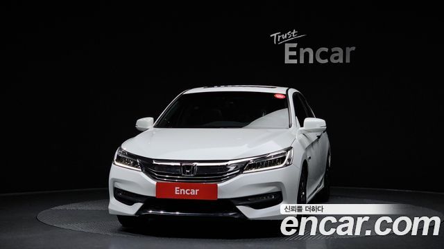 Honda Accord 2.4 9th 2017 — фото 3