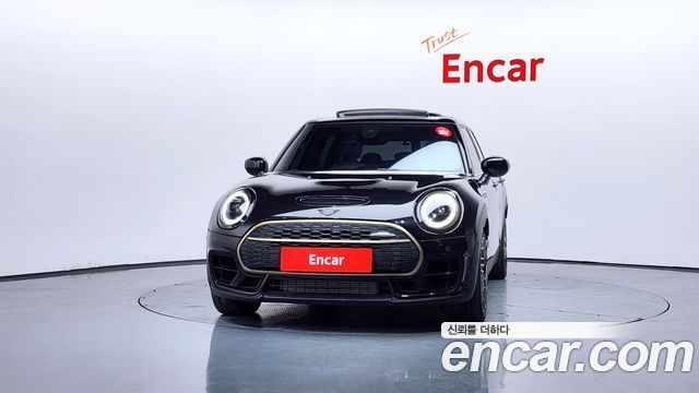 MINI Cooper S Clubman JCW Untold Edition 2nd Gen 2024 — фото 3