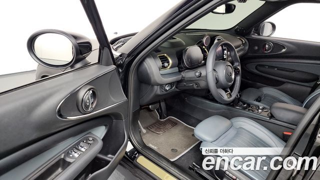 MINI Cooper S Clubman JCW Untold Edition 2nd Gen 2024 — фото 10