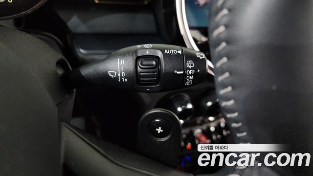 MINI Cooper S Clubman JCW Untold Edition 2nd Gen 2024 — фото 33