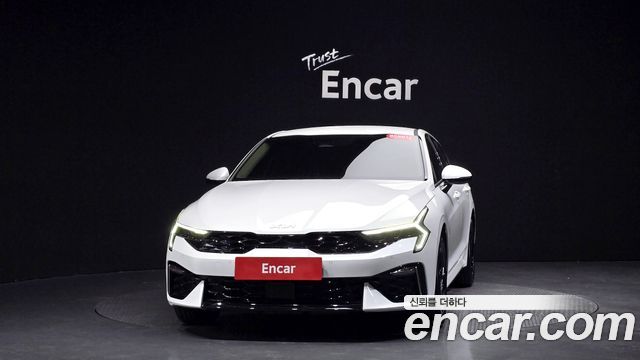 Kia K5 (III) 2.0 Noblesse 2025 — фото 3