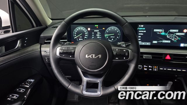 Kia K5 (III) 2.0 Noblesse 2025 — фото 13