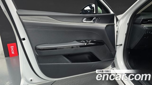 Kia K5 (III) 2.0 Noblesse 2025 — фото 24