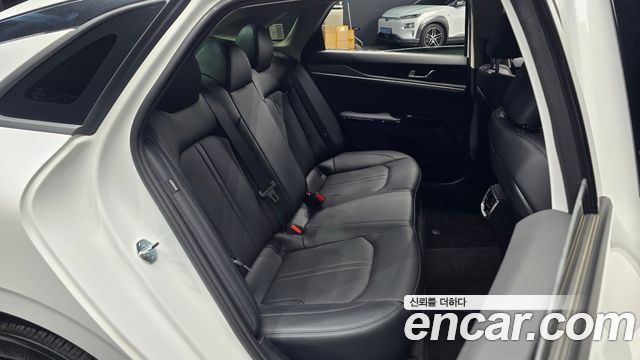 Kia K5 (III) 2.0 Noblesse 2025 — фото 26