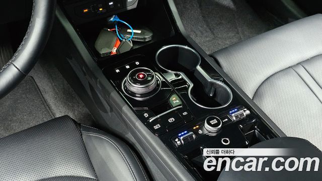 Kia K5 (III) 2.0 Noblesse 2025 — фото 9