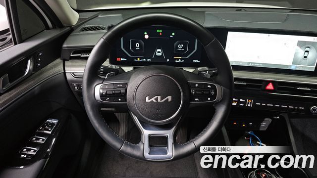 Kia K5 (III) 2.0 Noblesse 2025 — фото 12