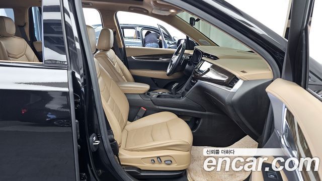 Cadillac XT6 3.6 Sport 2021 — фото 11