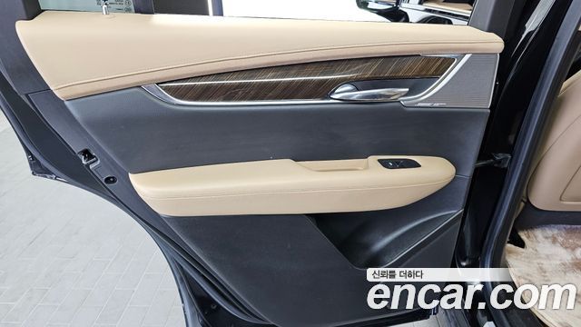 Cadillac XT6 3.6 Sport 2021 — фото 25