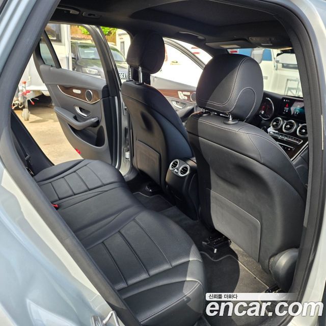 Mercedes-Benz GLC-Class (X253) GLC300 4MATIC 2020 — фото 10