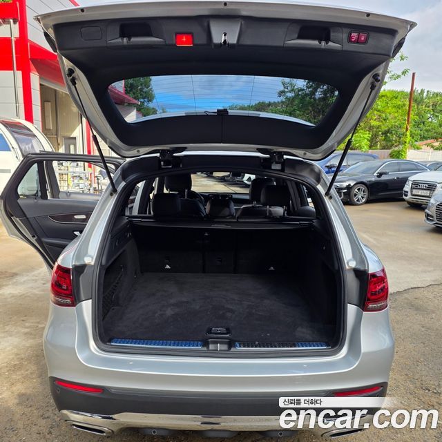 Mercedes-Benz GLC-Class (X253) GLC300 4MATIC 2020 — фото 18