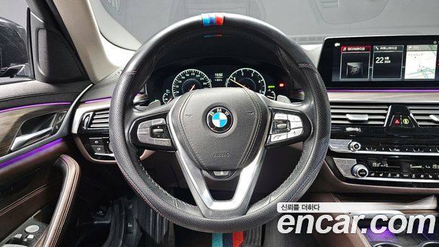 BMW 5 Series (G30) 520d xDrive Luxury Plus 2019 — фото 12