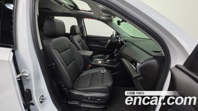 Chevrolet Traverse 3.6 AWD Redline 2021 — фото 10