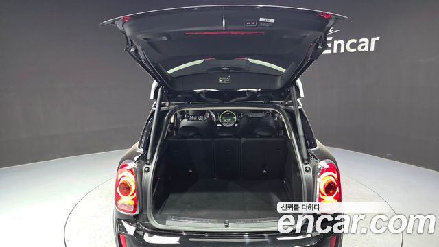 MINI Cooper D Countryman ALL4 HIGH 2nd 2017 — фото 20