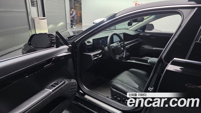Hyundai Grandeur (GN7) 2,5 Gasoline 2WD Exclusive 2023 — фото 10