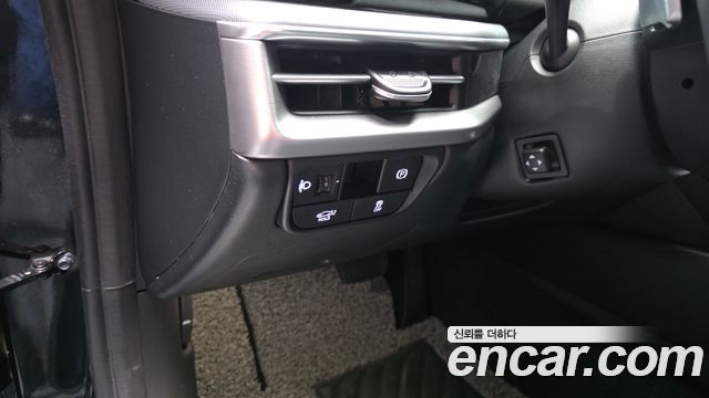 Hyundai Grandeur (GN7) 2,5 Gasoline 2WD Exclusive 2023 — фото 14