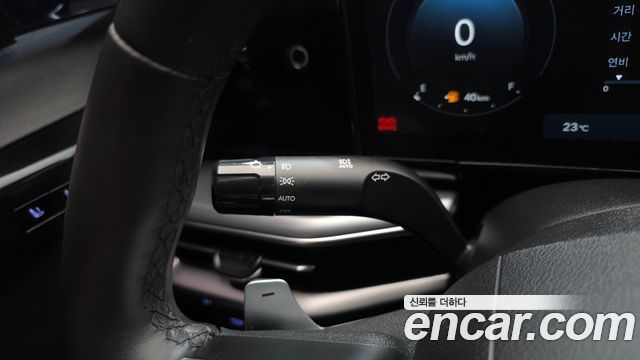 Hyundai Grandeur (GN7) 2,5 Gasoline 2WD Exclusive 2023 — фото 30