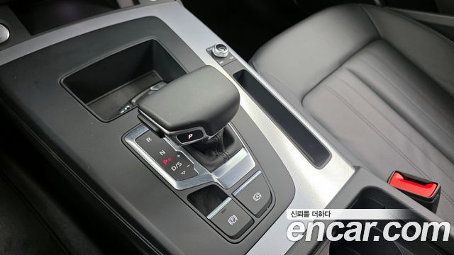 Audi Q5 (FY) 45 TFSI Quattro 2023 — фото 9